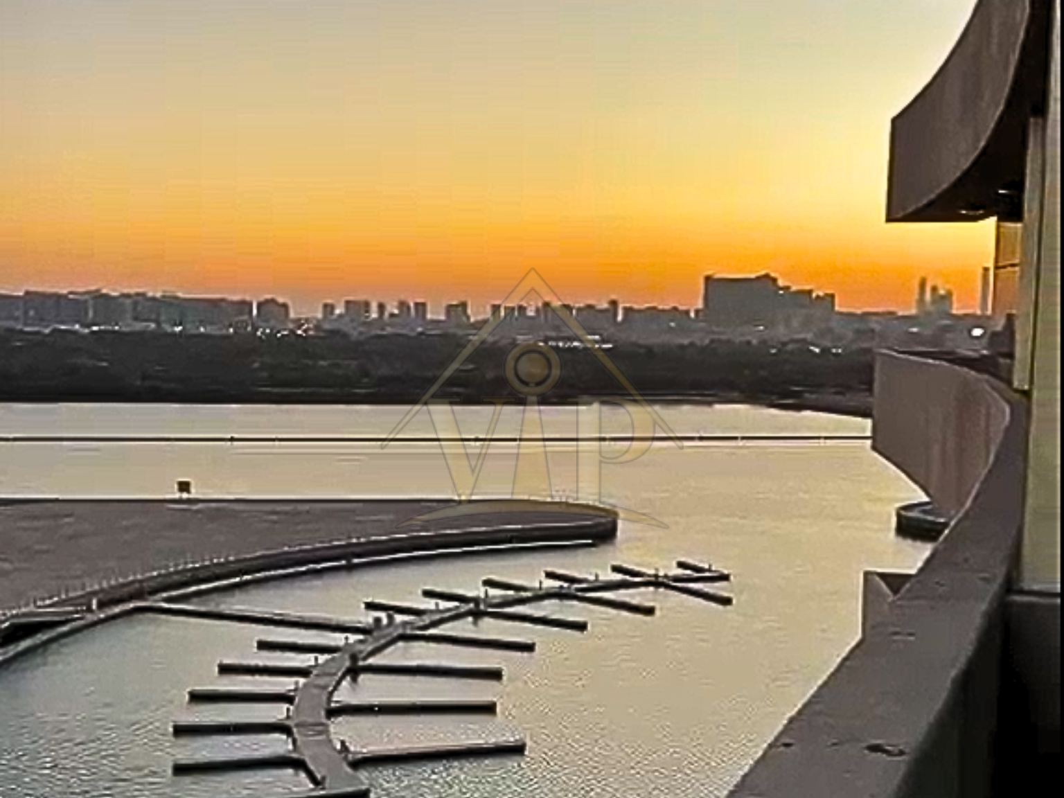 1 BR in Marina Bay by DAMAC, Waterfront Living | High in Demand | Running Balcony