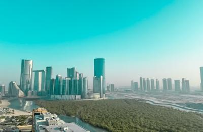 2 Master BR Apt in Oceanscape | Panoramic Waterscape | Endless Horizon with Greenery Balcony