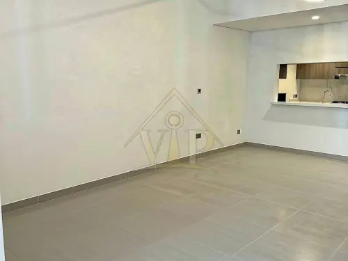 3BR _ CEDARS Yas Acres | Upgraded Corner Villa Facing Community Center | Corner Unit - 9