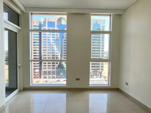 3BR Simplex + M _ United Square Desert Khalidiya _ Road View | Massive Well- Maintained Unit with Balcony | 2 Parking | with Amenities - 8