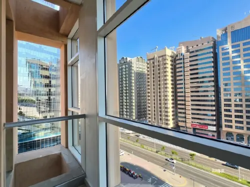 3BR Simplex + M _ United Square Desert Khalidiya _ Road View | Massive Well- Maintained Unit with Balcony | 2 Parking | with Amenities - 2