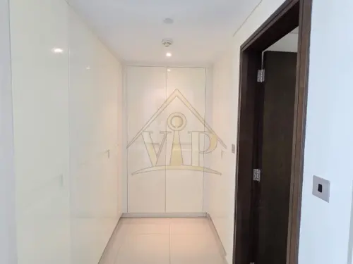 2BR _ Al Marasy _ Al Bateen _ Alluring Canal View | Massive Layout | Blend of Luxury and Convenient Living - 9