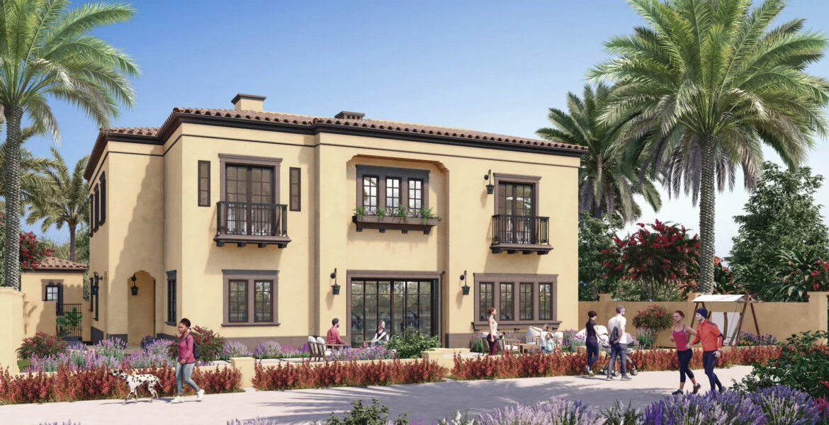 Villa 6BD Back 5MB scaled 1170x600 c center